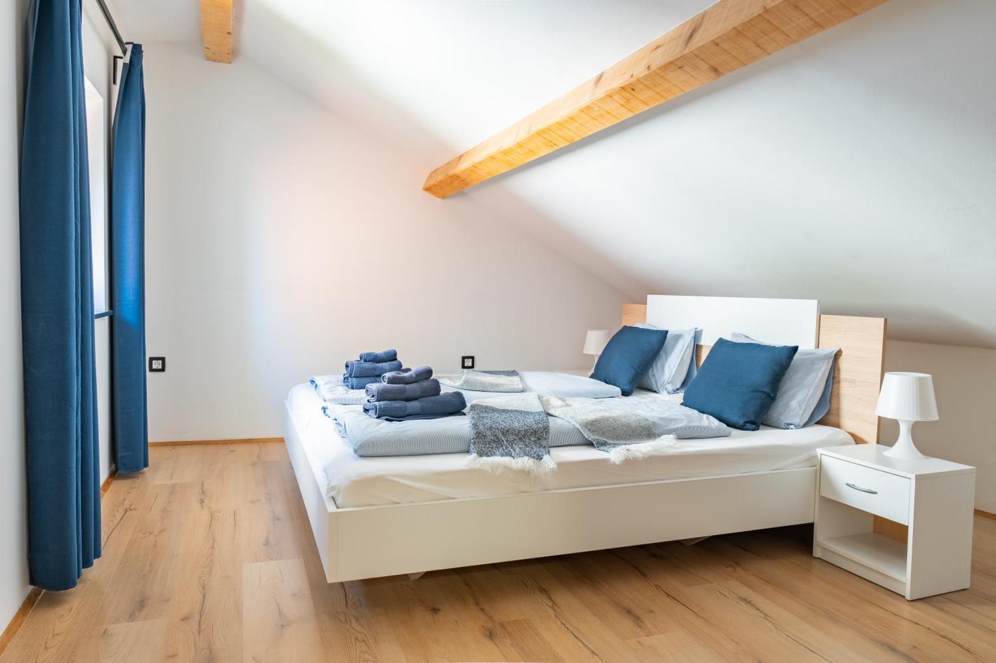Via Paradiso Apartments Πιράν Εξωτερικό φωτογραφία