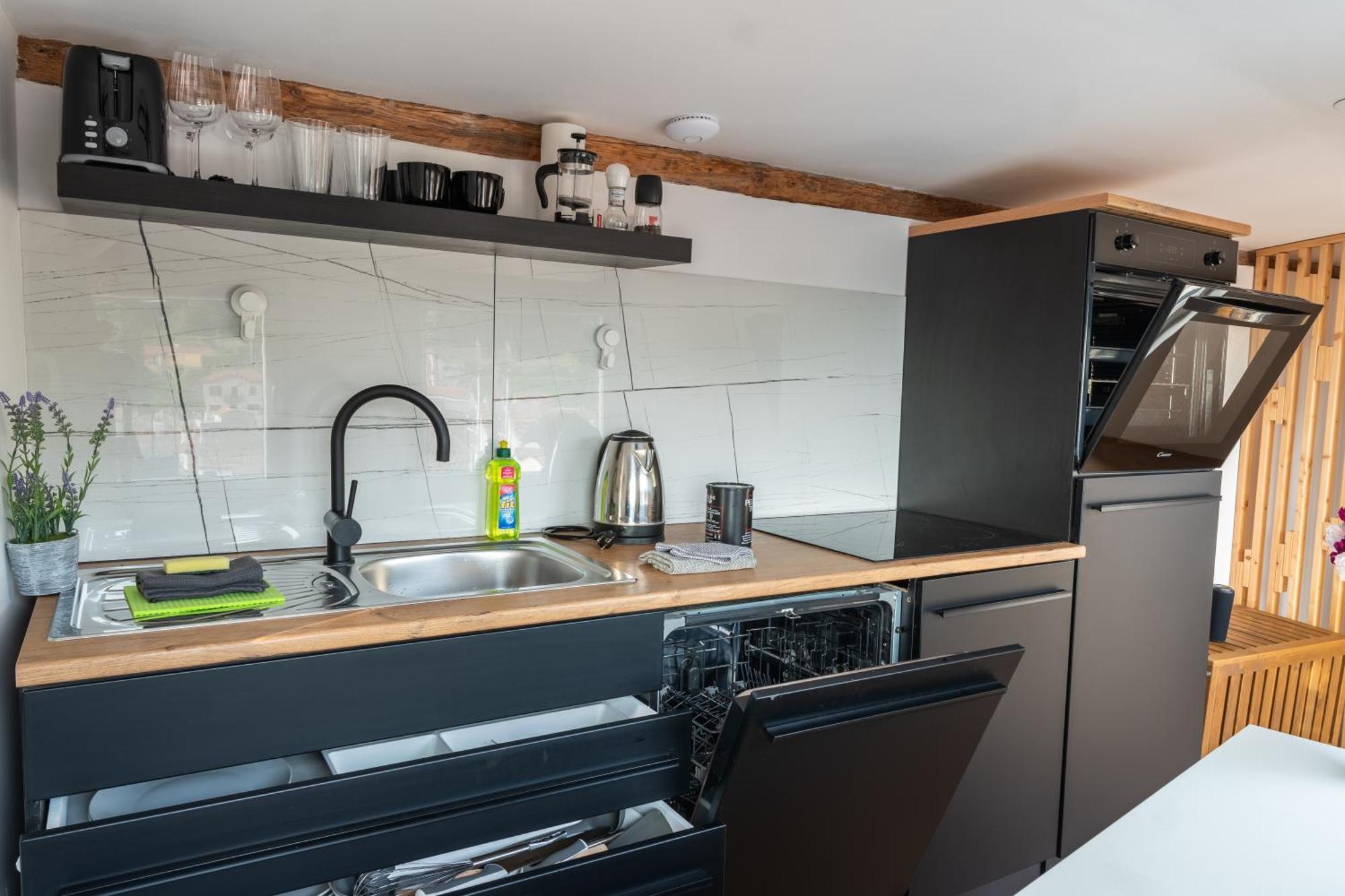 Via Paradiso Apartments Πιράν Εξωτερικό φωτογραφία