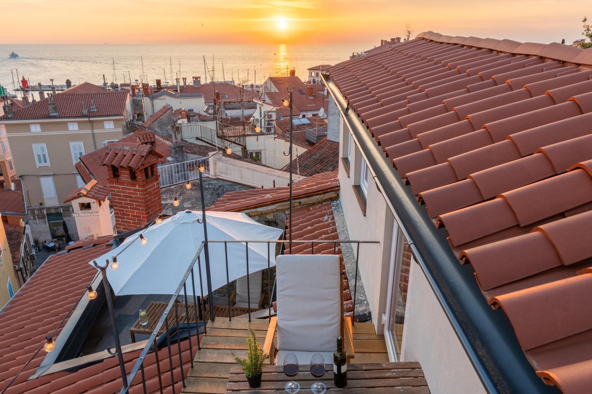 Via Paradiso Apartments Πιράν Εξωτερικό φωτογραφία